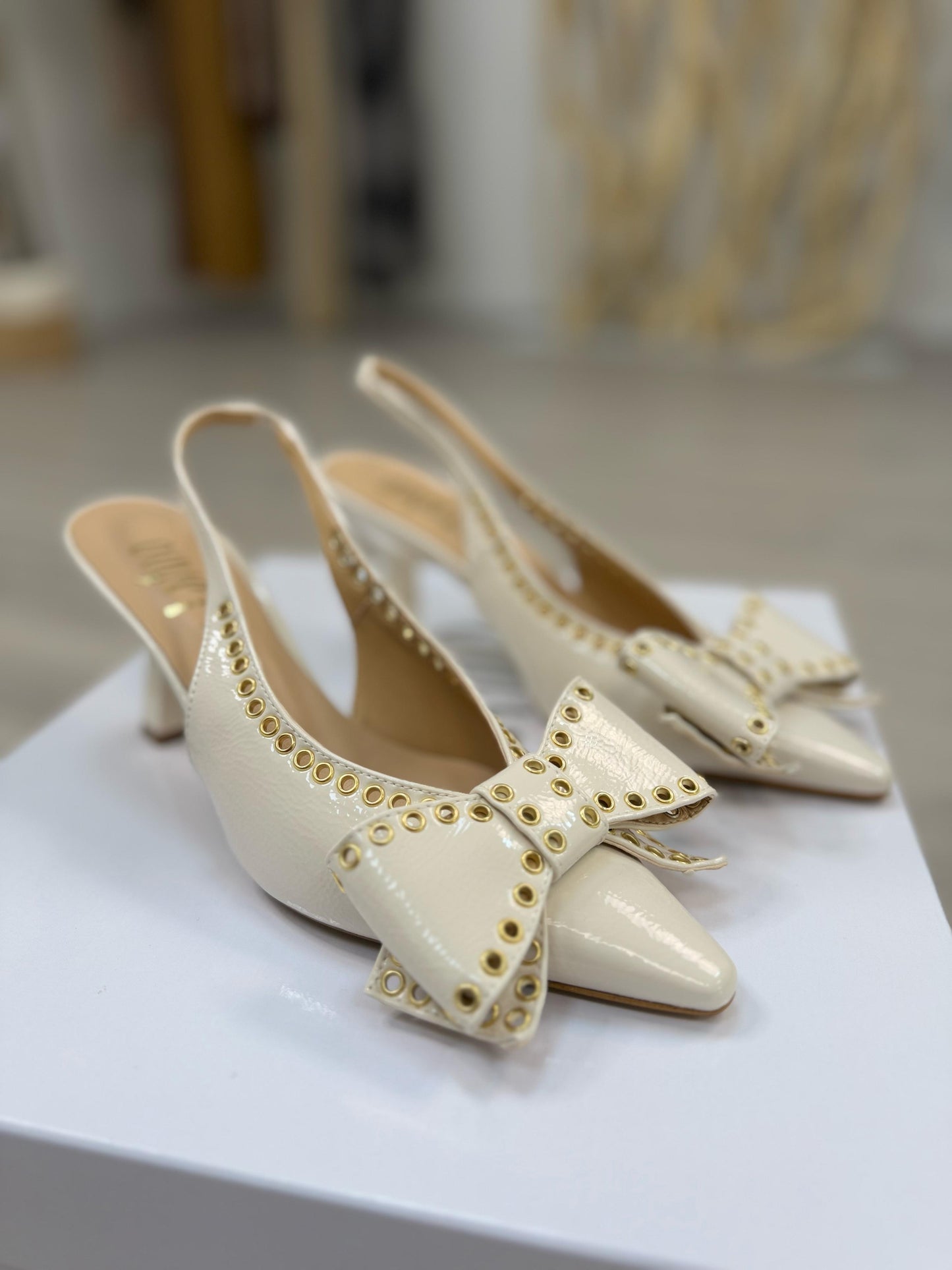 Ovye Slingback