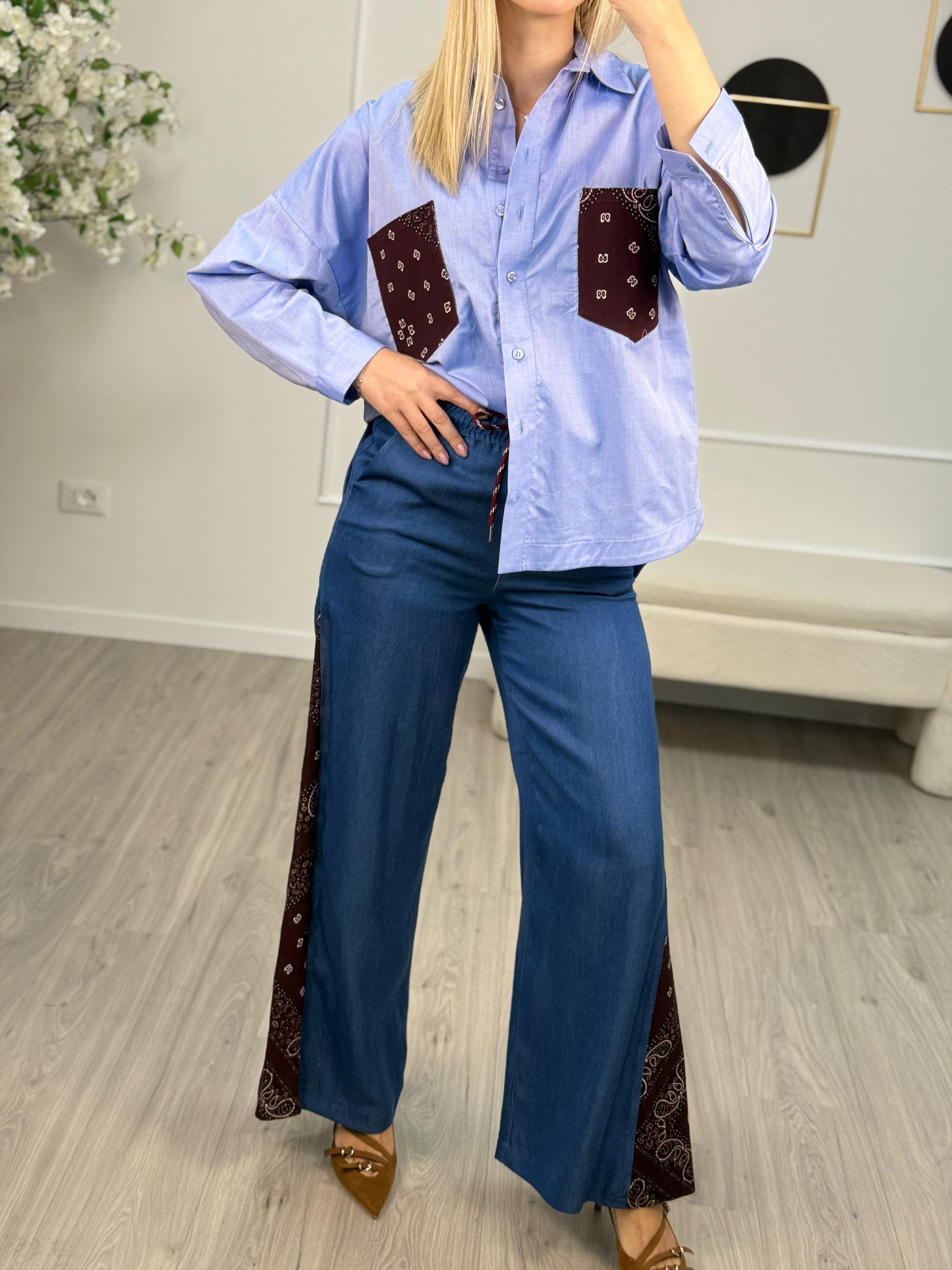 Dixie Camicia Celeste con Tasche Bandana Bordeaux