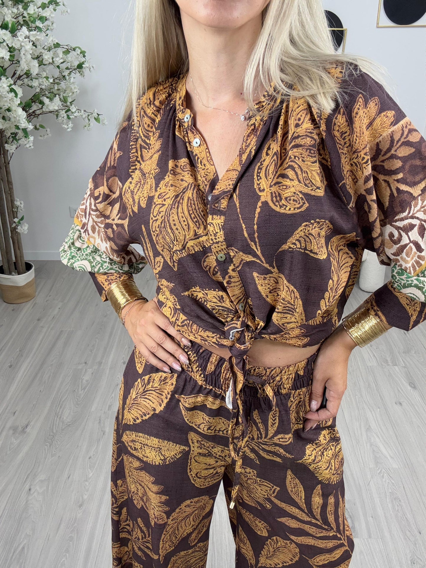 Tensione In Camicia Bracciali