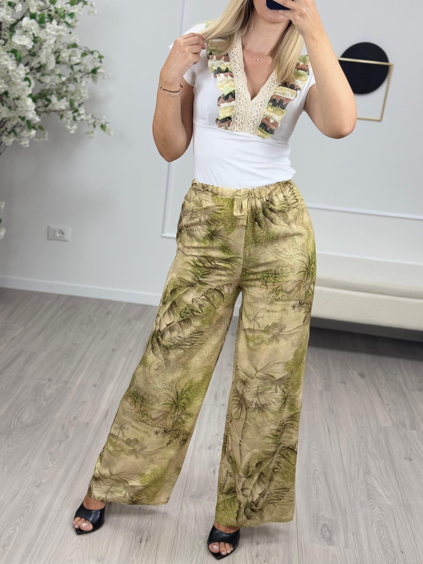 T-shirt Scollo V