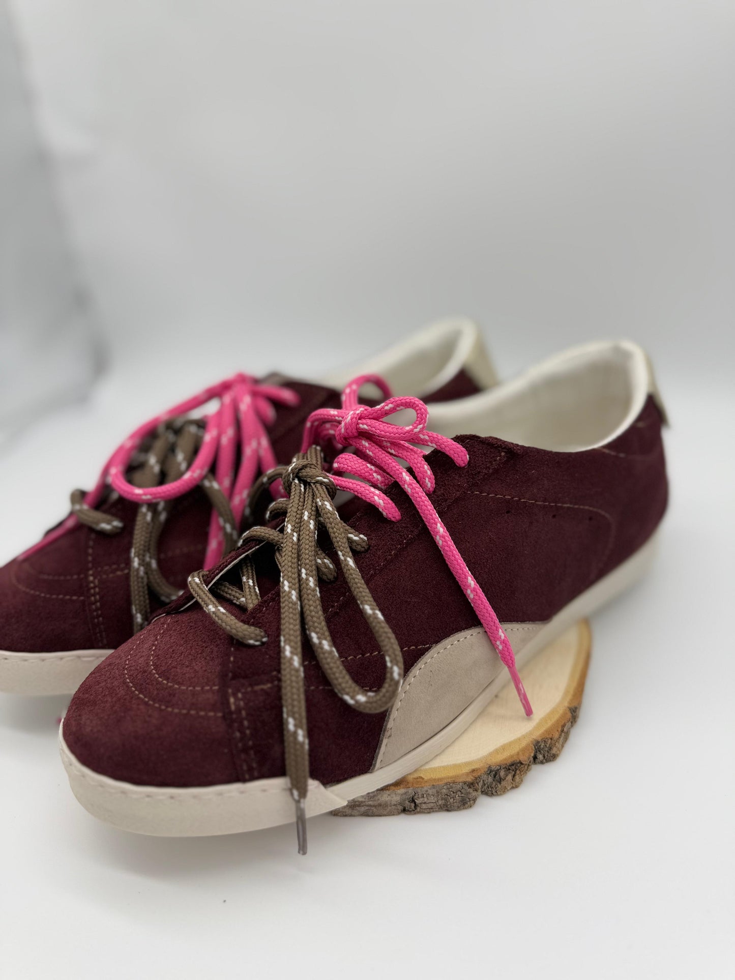 Divine Follie Sneakers Scamosciate
