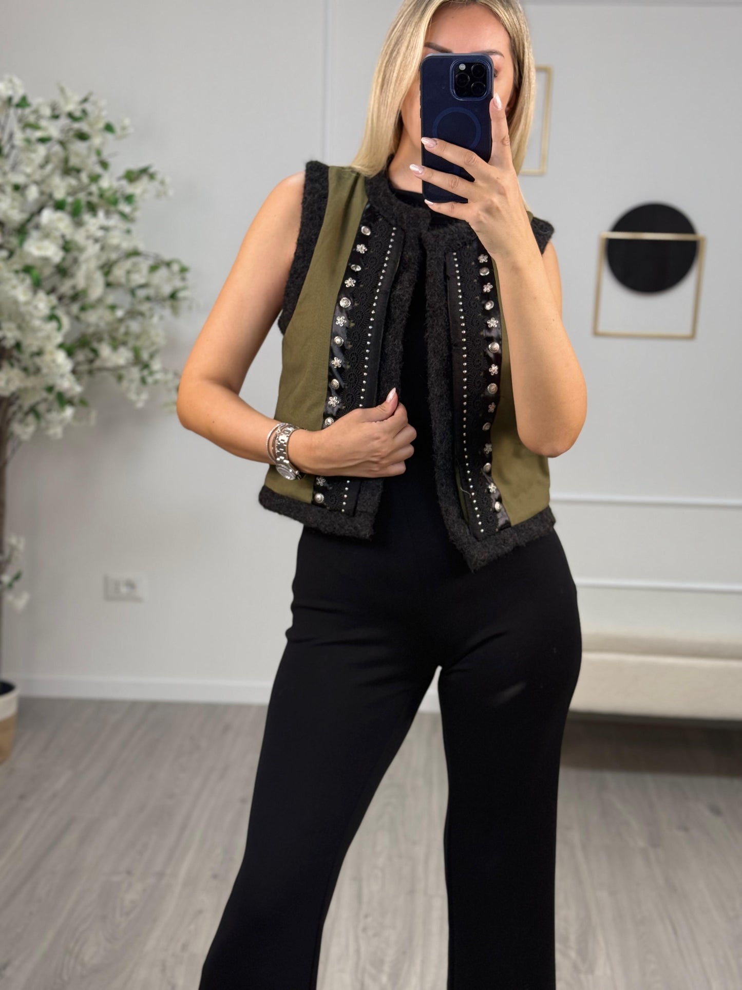 GILET CON PASSAMANERIA MILITARE HAVEONE