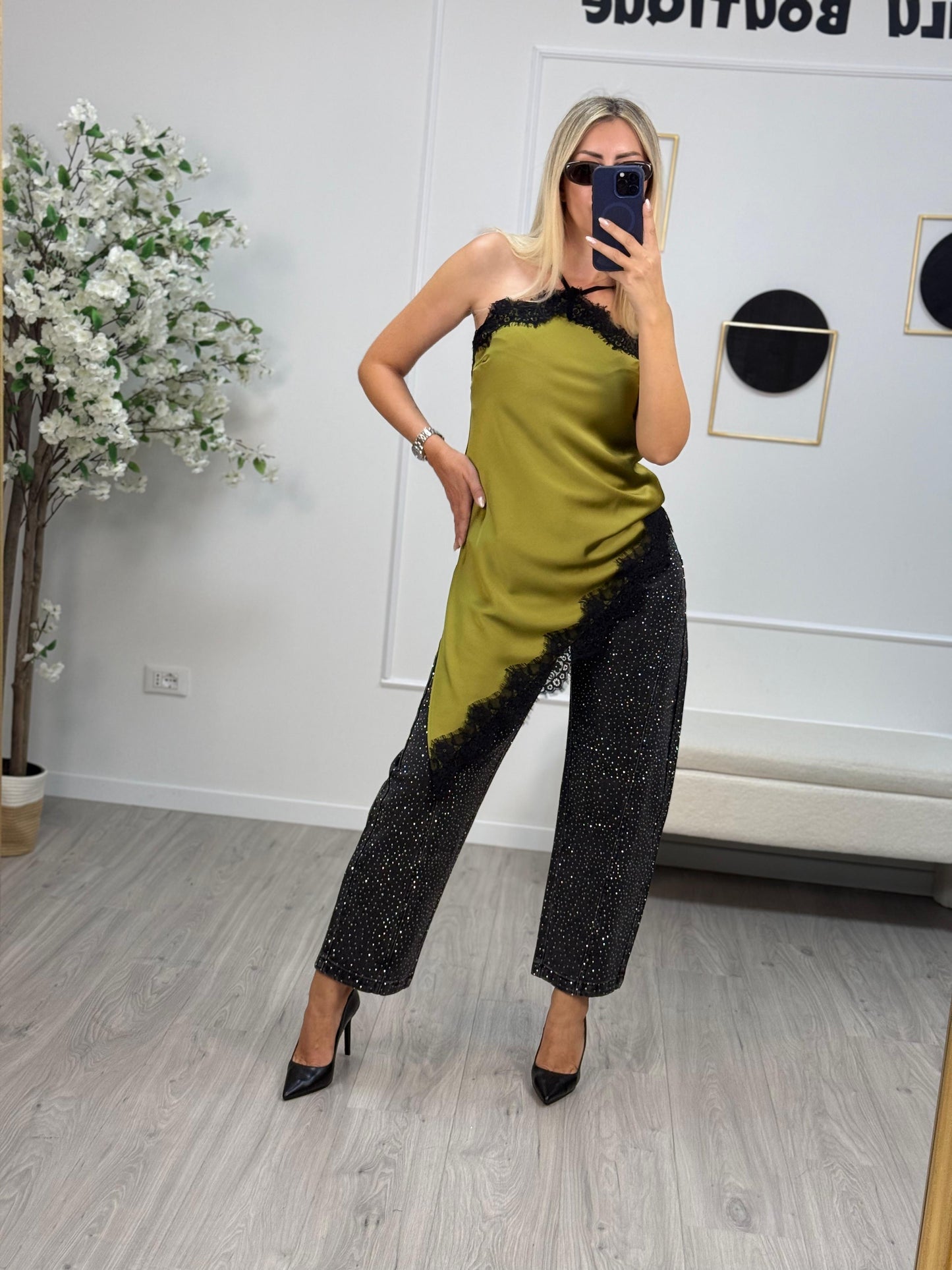 Top Asimmetrico In Pizzo Haveone