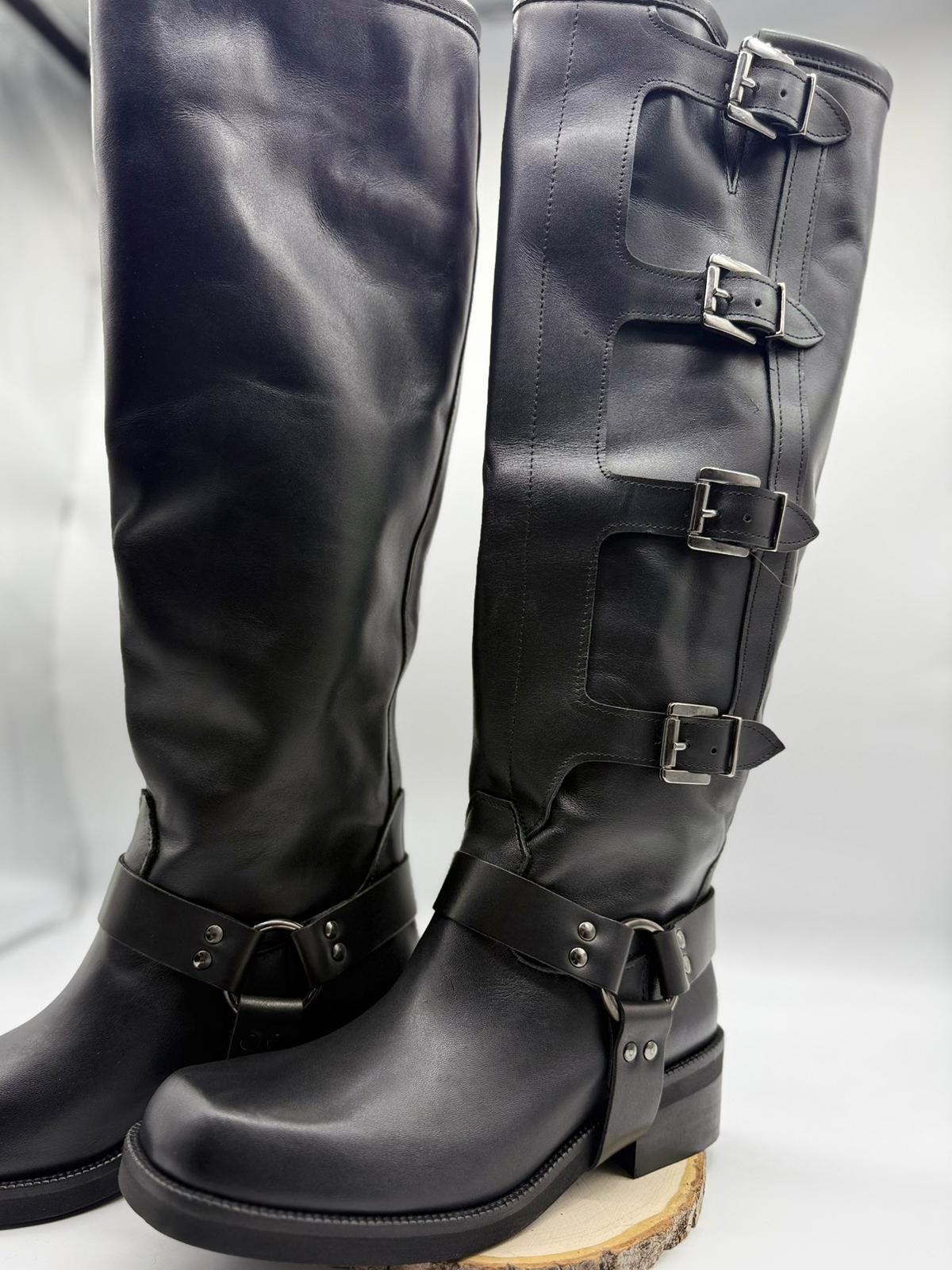 Biker Con Fibbie Divine Follie