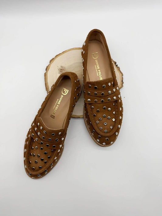 DIVINE FOLLIE Mocassini Donna Cognac con Borchie
