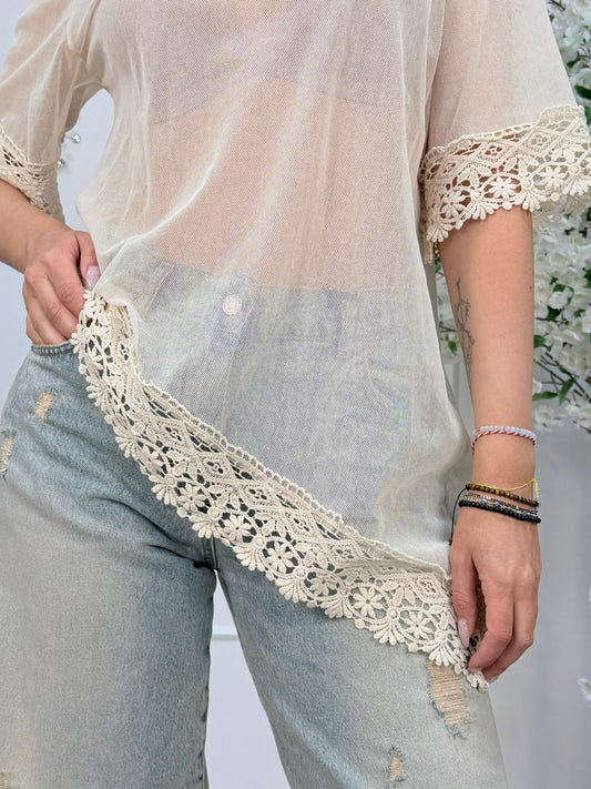 Haveone T-shirt Over Donna Burro