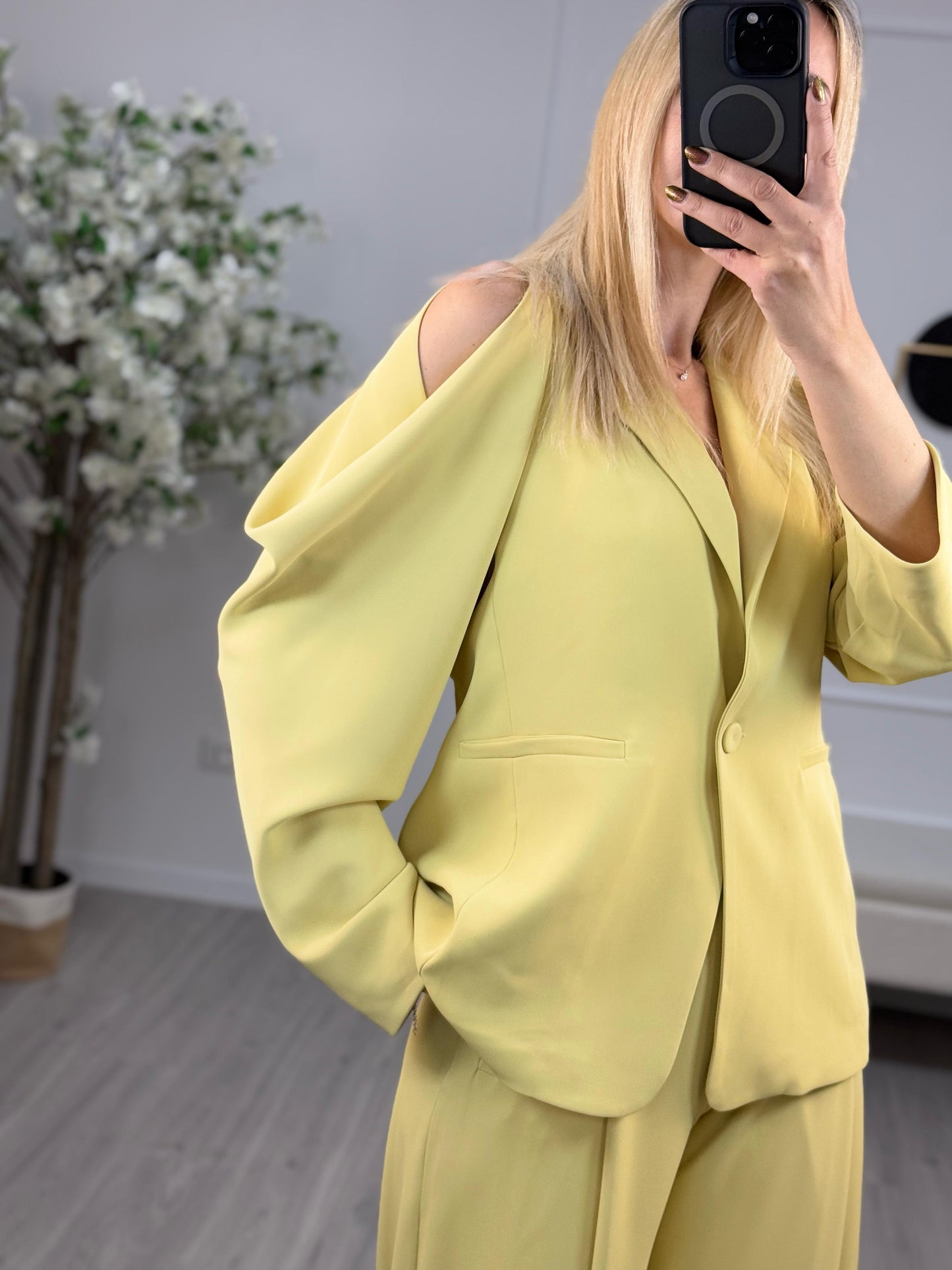 Souvenir Giacca Cut Out Spalle