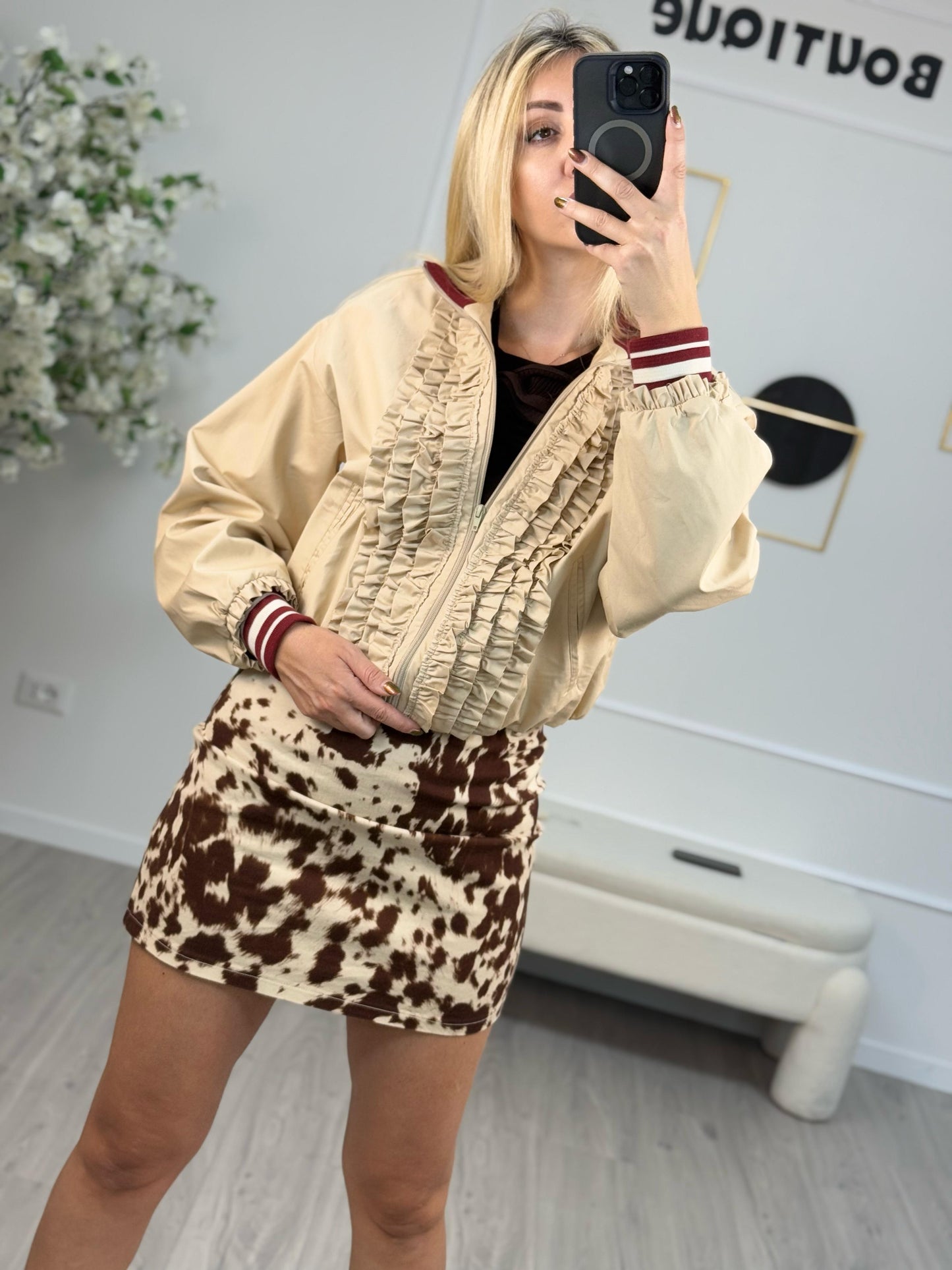 Tensione In Bomber Rouches