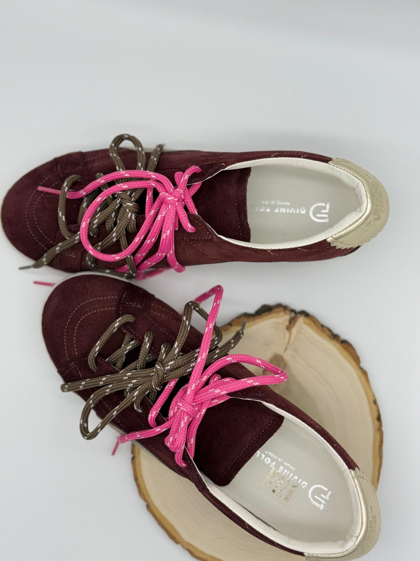 Divine Follie Sneakers Scamosciate