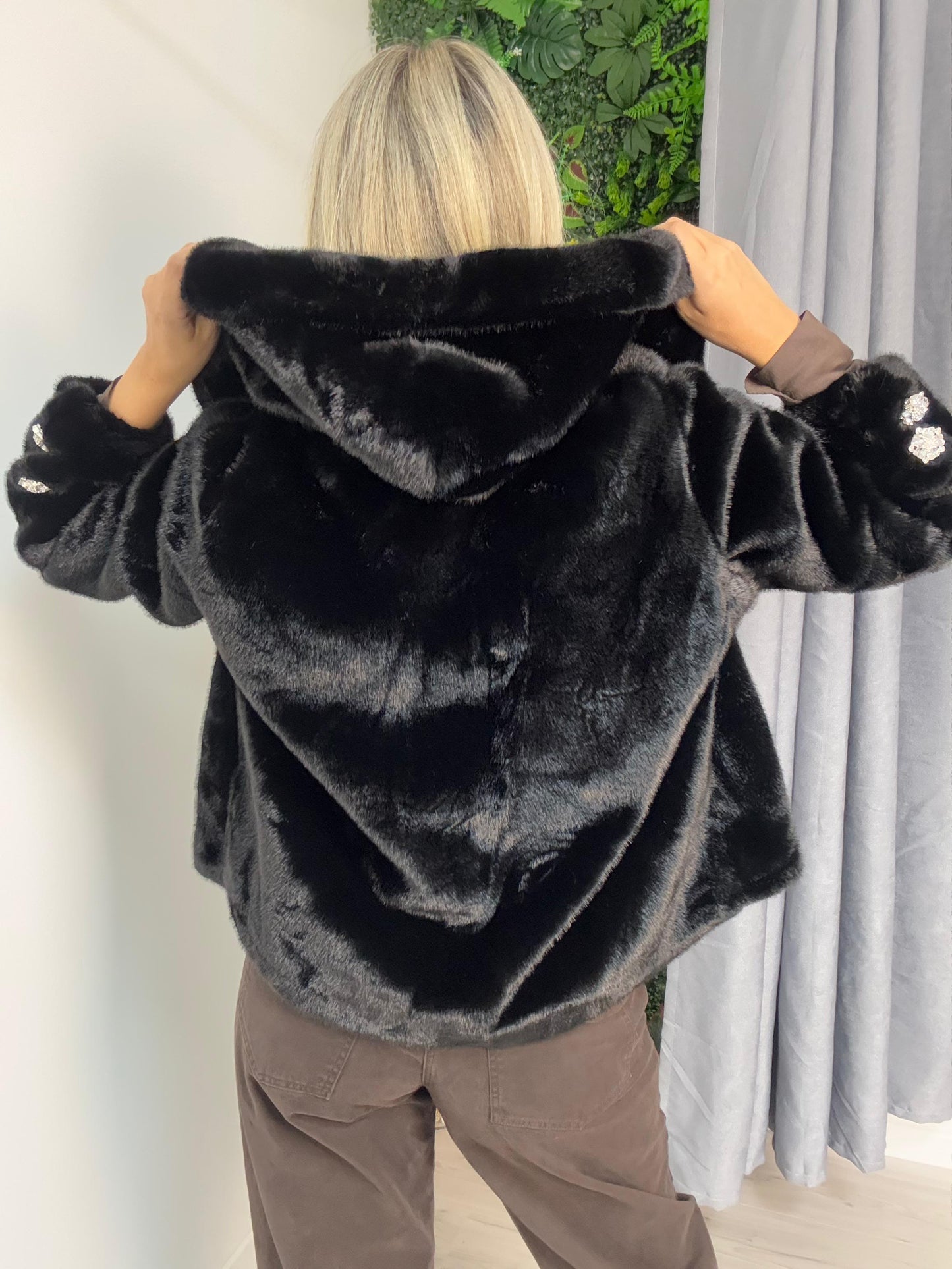 Ecopelliccia Con Gioiello Susy mix