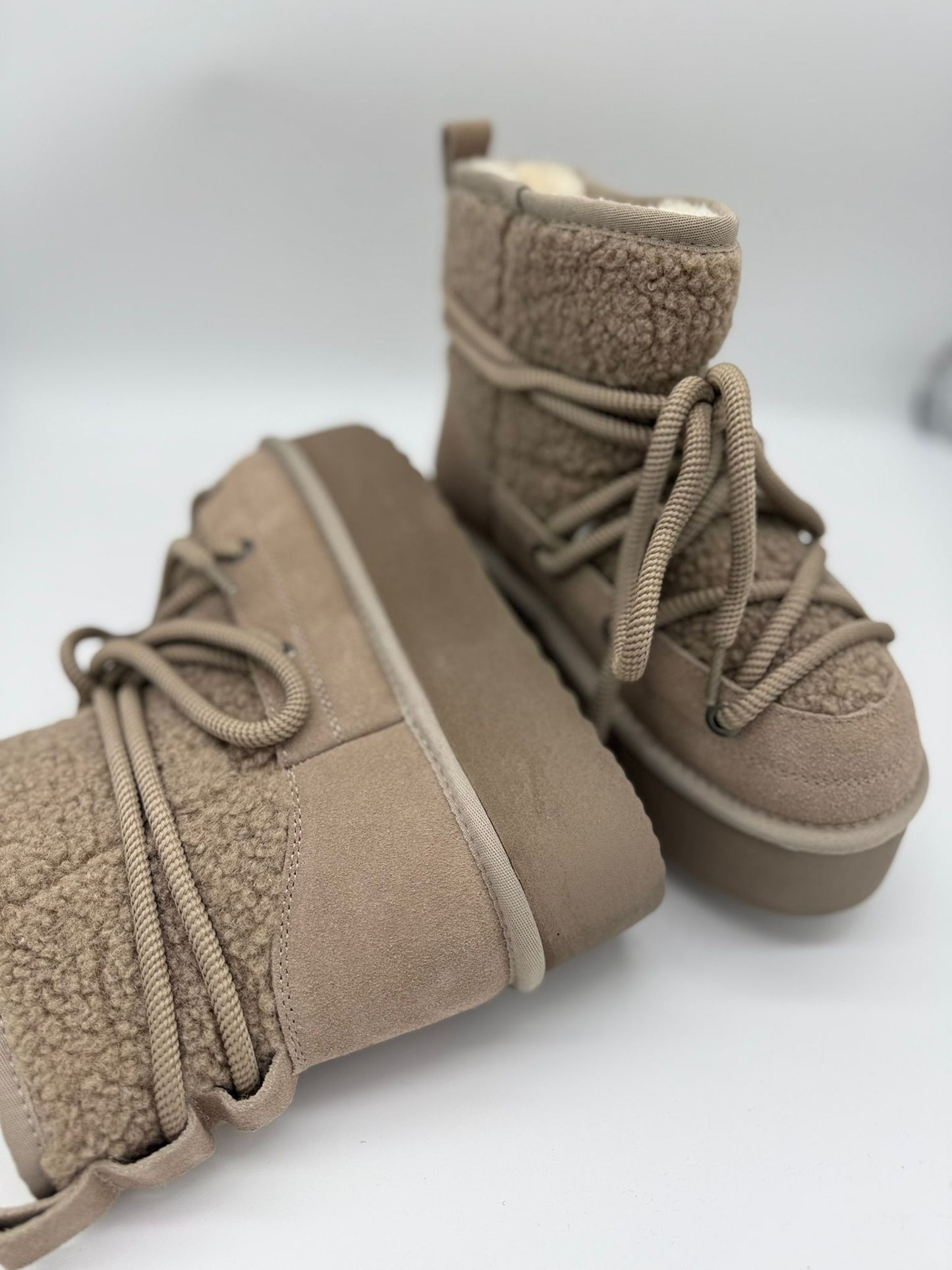 Stivaletto doposcì teddy beige - Ovyè