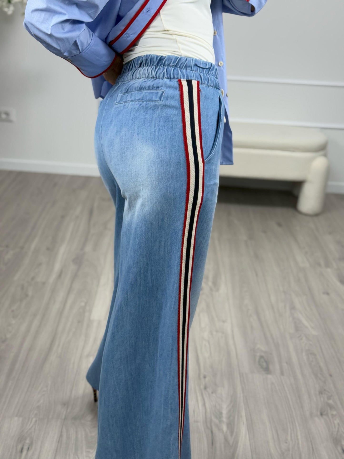 Tensione In Jeans