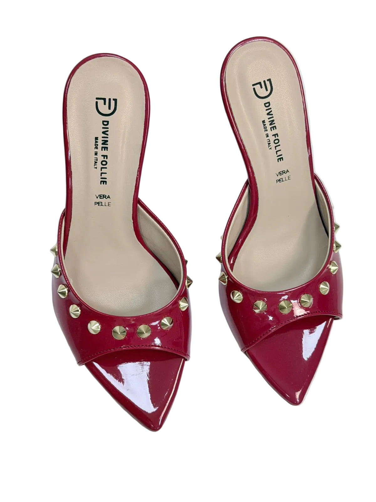 Sandali Divine Follie in Vernice Rossa con Borchie