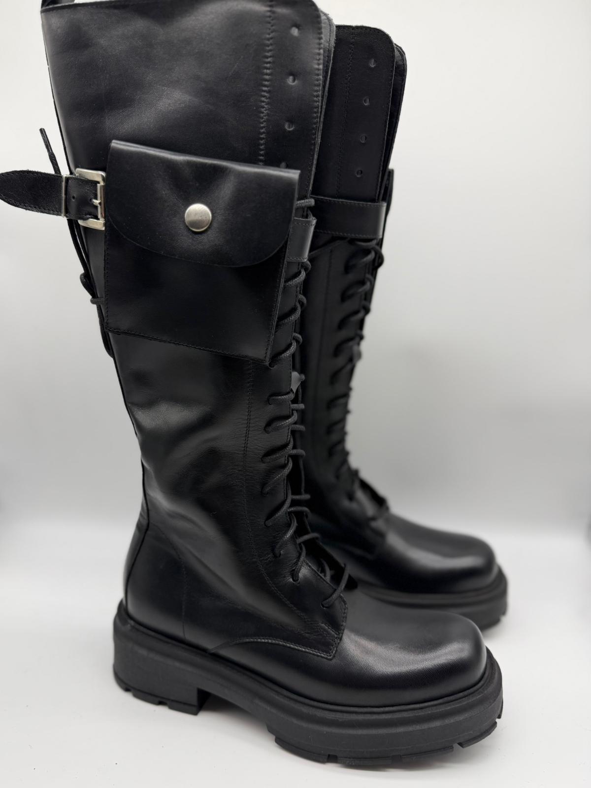 Stivali Alti Con Taschino Divine Follie