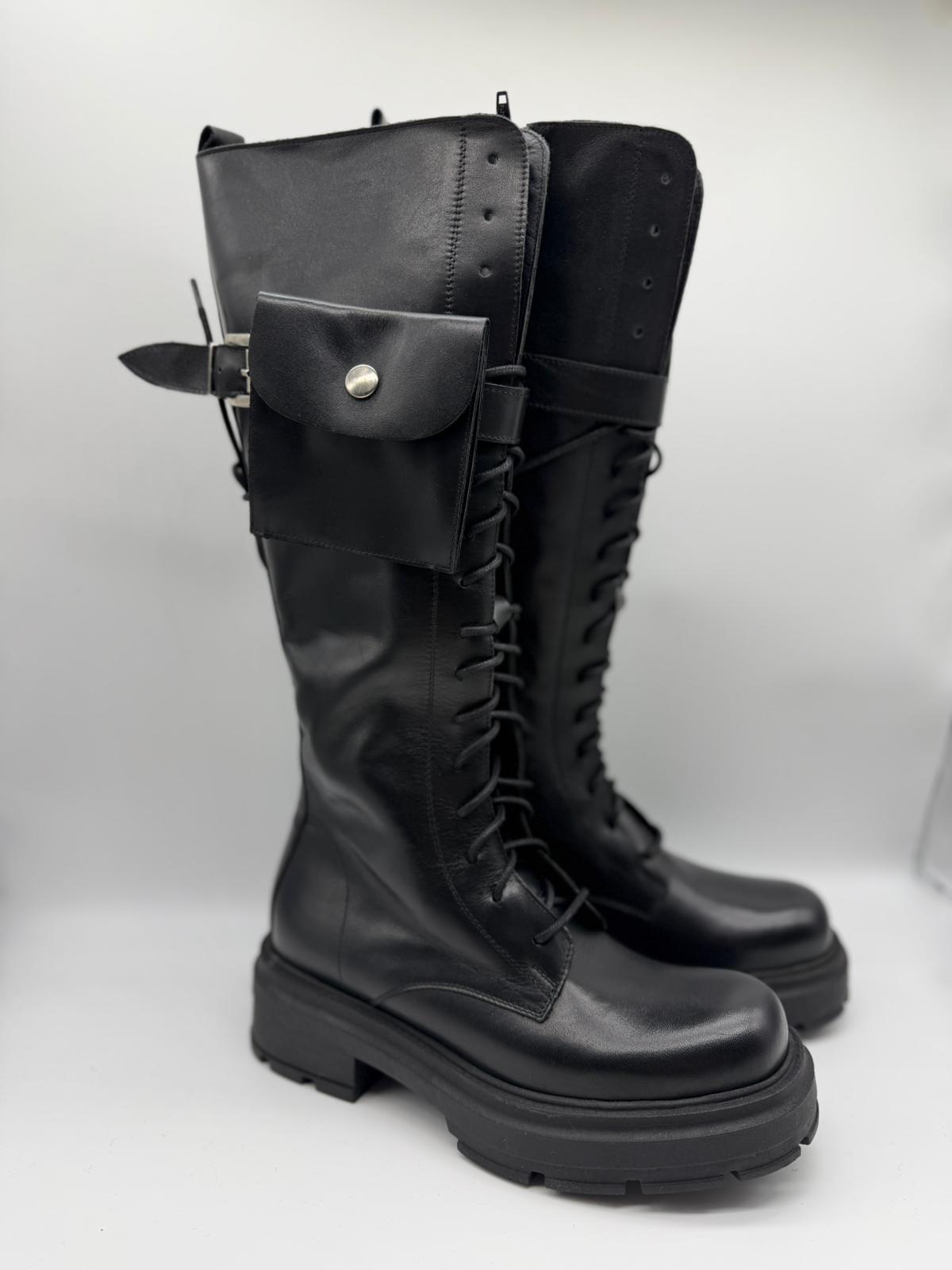 Stivali Alti Con Taschino Divine Follie