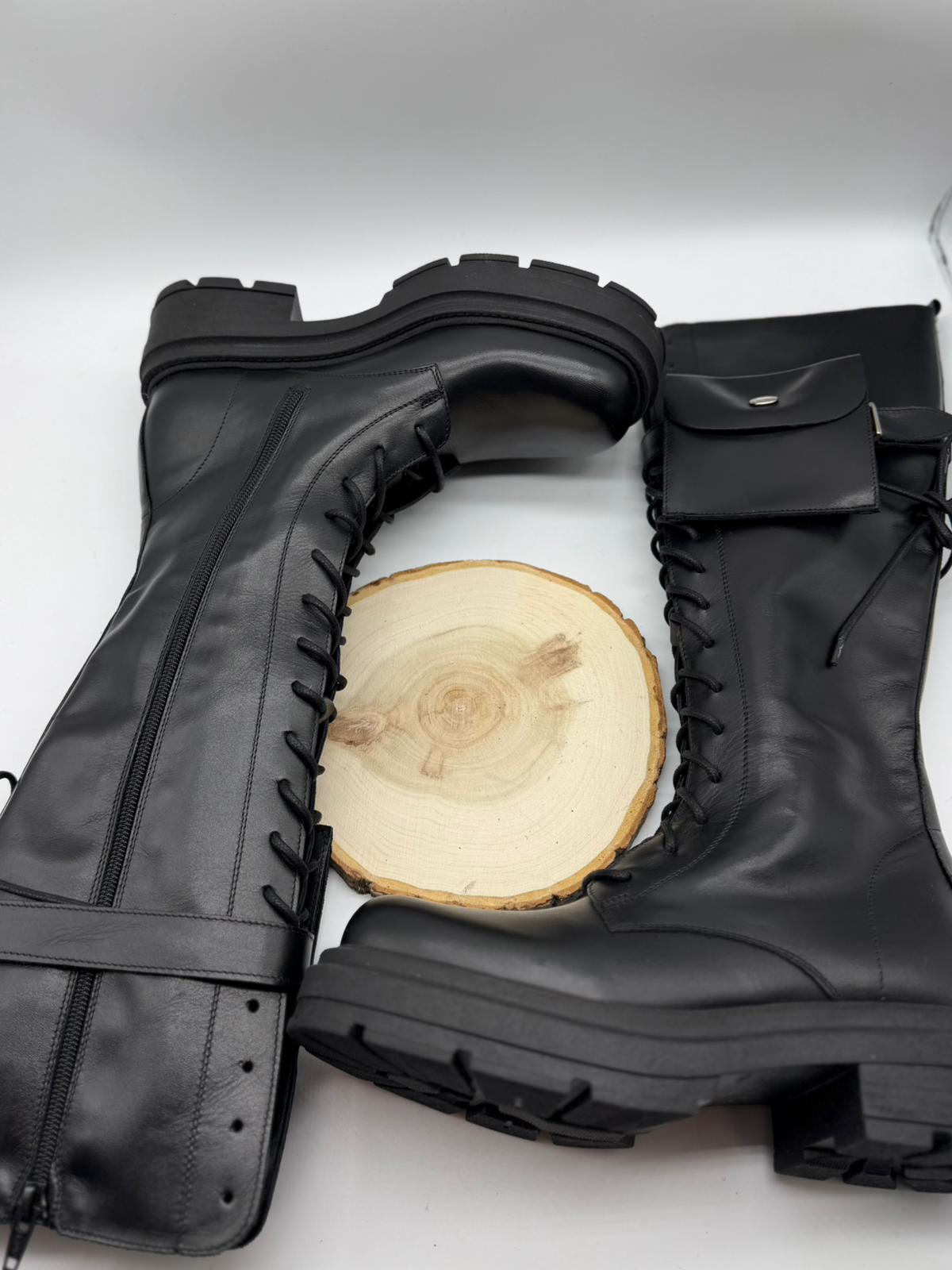 Stivali Alti Con Taschino Divine Follie