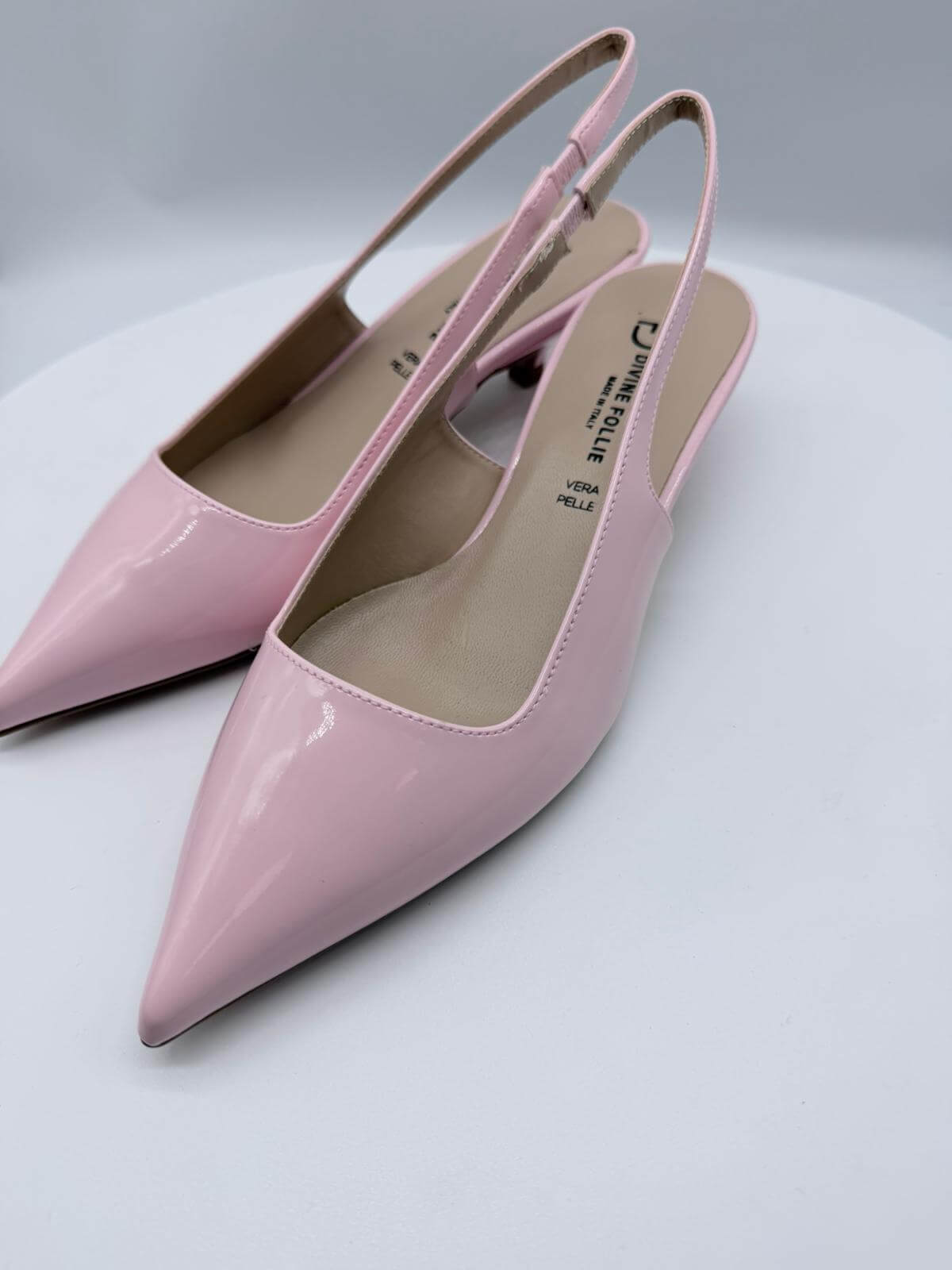 Divine Follie Slingback Donna Vernice Rosa