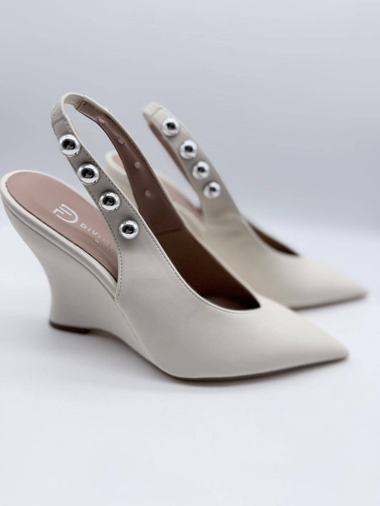 Divine Follie Slingback Donna Off White con Borchie