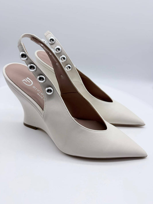 Divine Follie Slingback Donna Off White con Borchie