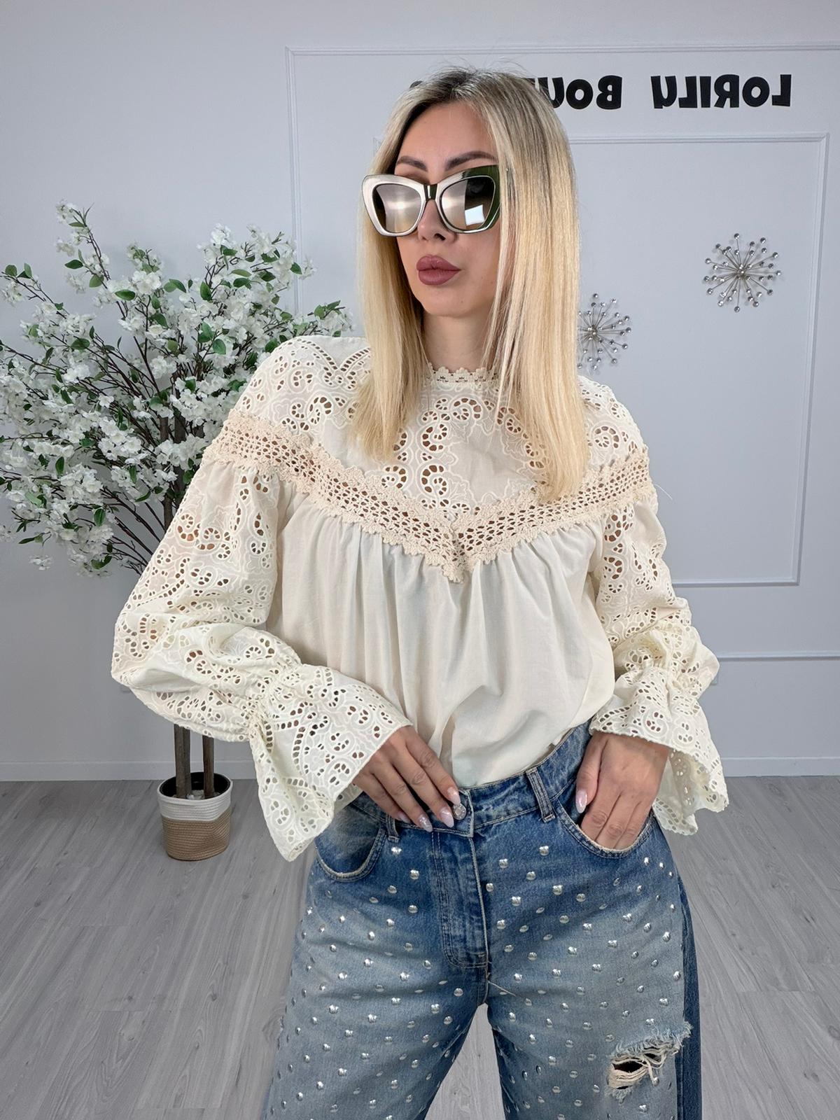 Camicia Tensione in cotone con pizzo – panna
