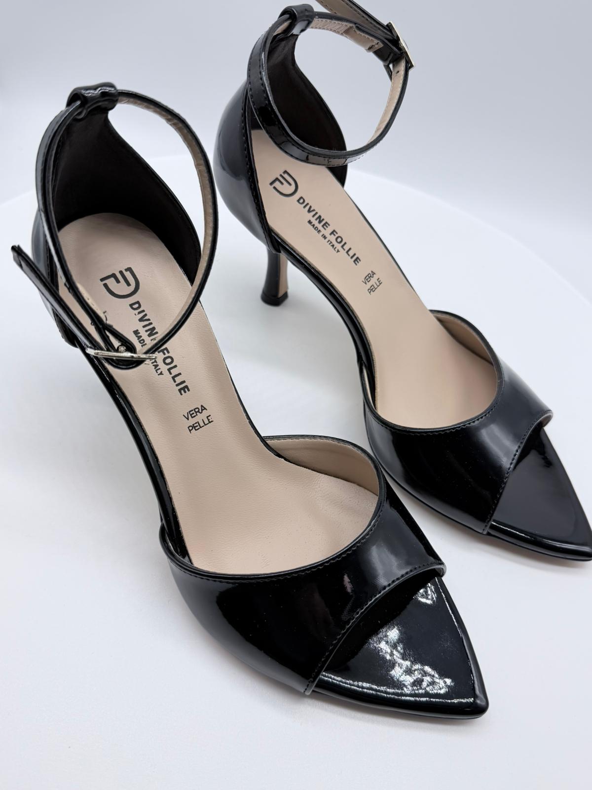Sandalo Divine Follie – Vernice Nero Lucido