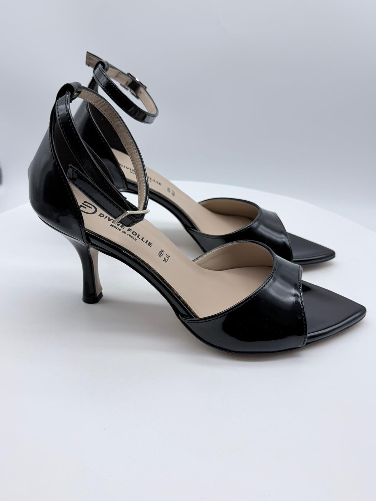 Sandalo Divine Follie – Vernice Nero Lucido