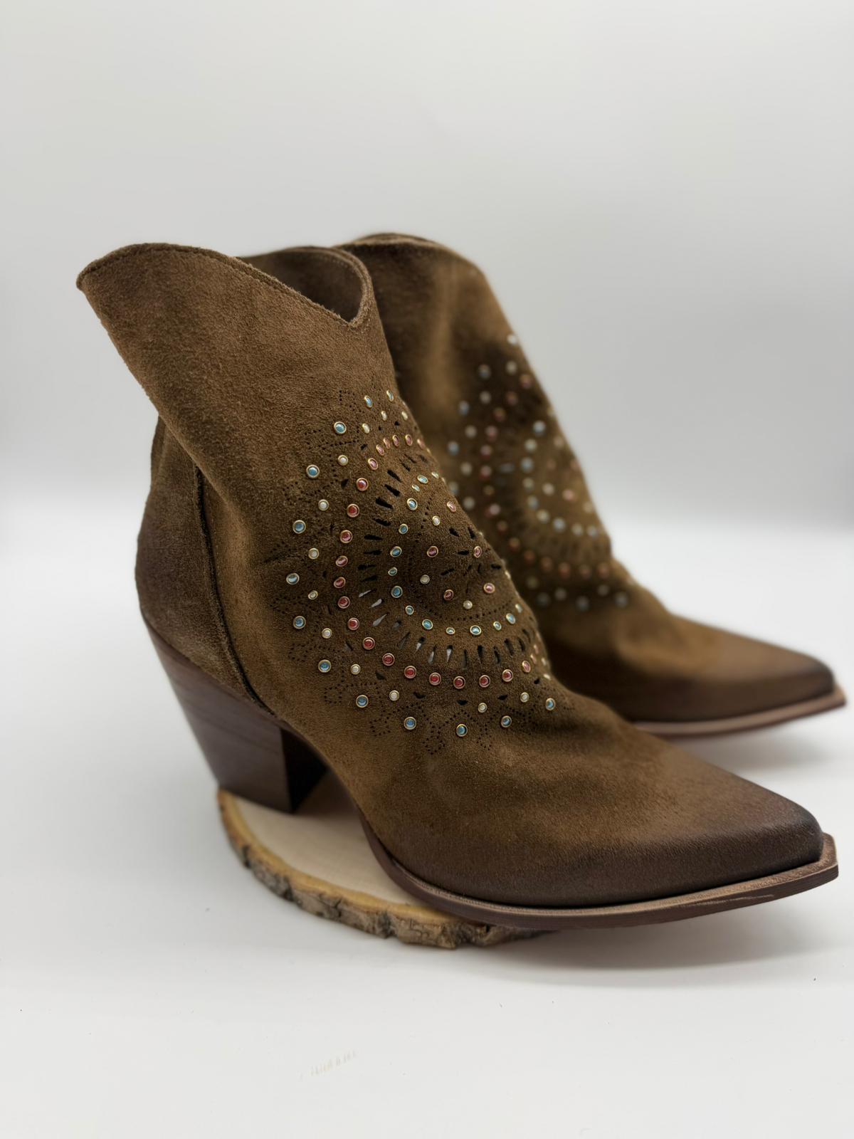 Texano Divine Follie - Suede e Borchie